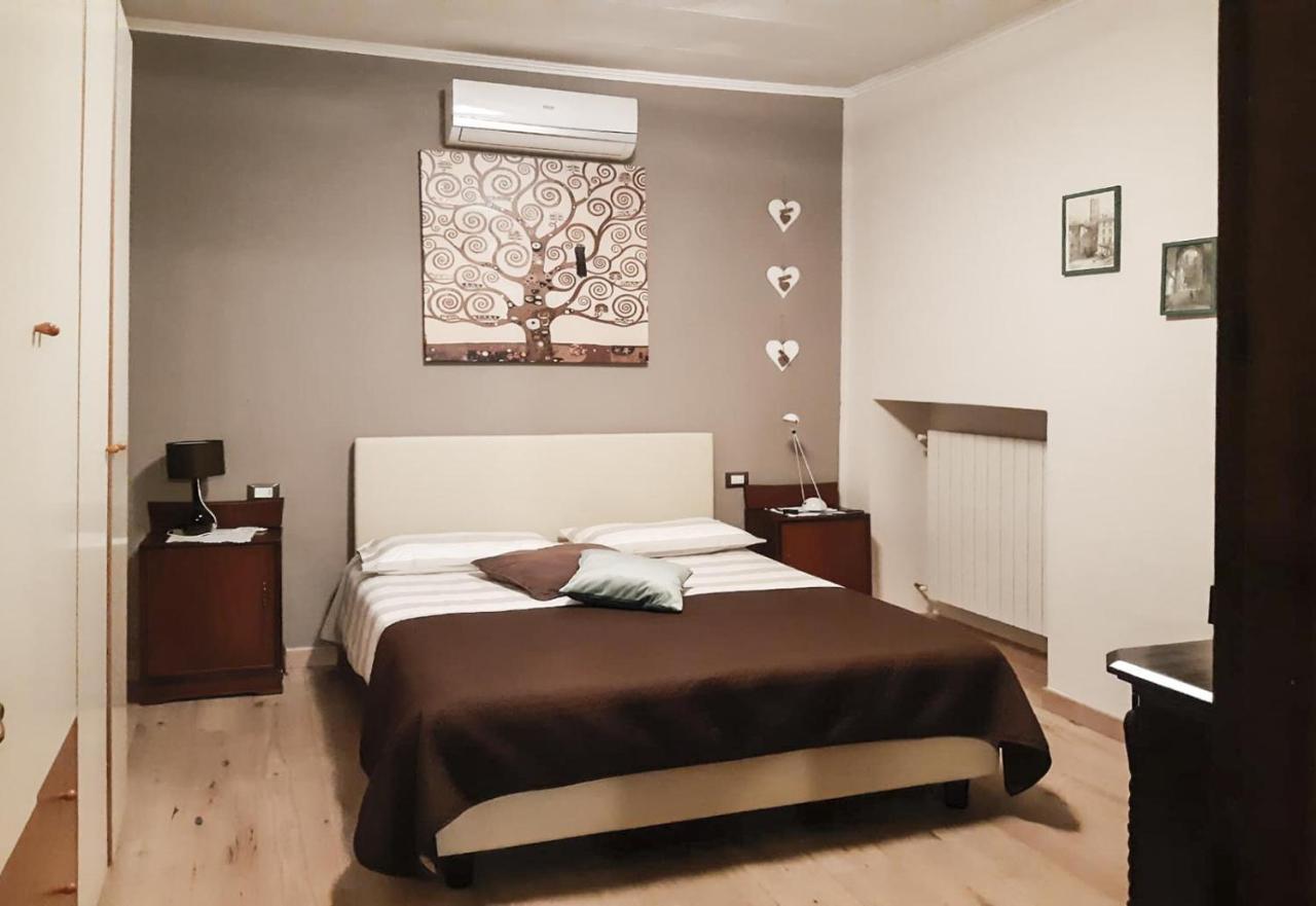 Case Vacanze Ai Burattini Adrara San Rocco Екстериор снимка